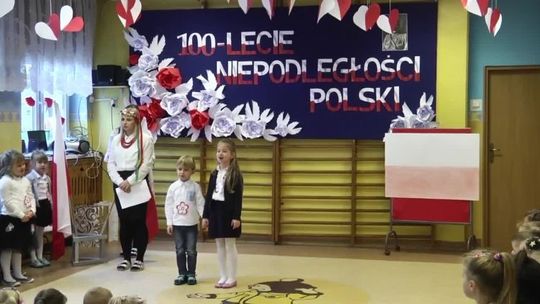 Akademia dla Niepodległej w Misiu Uszatku