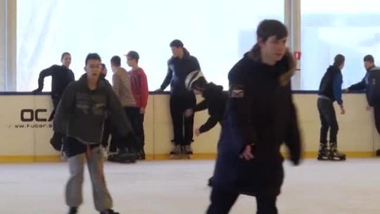 BEZPŁATNE LODOWISKO W FERIE