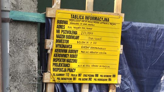 Brama na Placu Przyjaźni już nie posłuży jako przejście