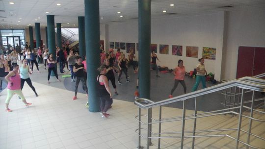 Charytatywny Maraton Fitness dla Bartka za nami ! Charytatywny Maraton Fitness dla Bartka za nami !