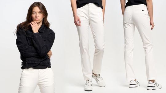 Chinosy damskie – jak je nosić, by wyglądać stylowo i czuć się komfortowo?
