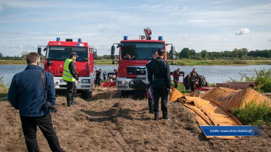 Ćwiczenia Straży Pożarnej z zakresu ochrony wód przed zanieczyszczeniami ! Ćwiczenia Straży Pożarnej z zakresu ochrony wód przed zanieczyszczeniami !