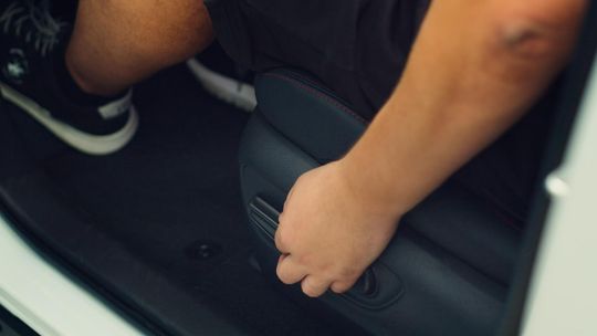 Dlaczego EVA dywaniki kosztują więcej i czy warto dopłacać?