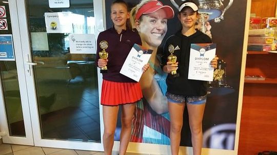 Dominika Podhajecka dwa razy na podium na rozpoczęcie sezonu halowego w Puszczykowie! 