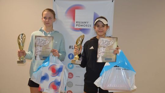 Dominika Podhajecka ponownie zwycięża! Dominika Podhajecka ponownie zwycięża!