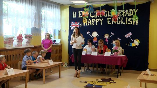 Dzieci sprawdziły swoją wiedzę w olimpiadzie językowej ! 