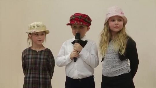 DZIEŃ BABCI I DZIADKA W PRZEDSZKOLU PINOKIO - GRUPA SKRZATY, ELFY, DZWONECZKI, ŻABKI DZIEŃ BABCI I DZIADKA W PRZEDSZKOLU PINOKIO - GRUPA SKRZATY, ELFY, DZWONECZKI, ŻABKI