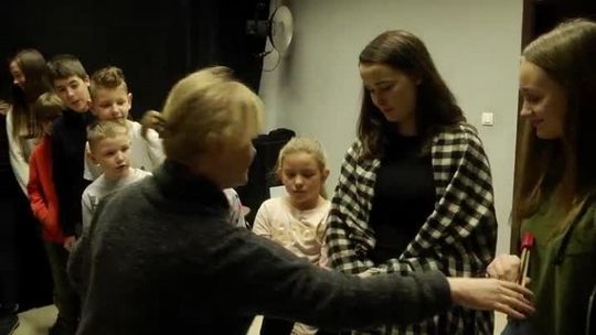 Ferie nie muszą być nudne - przygoda w ciemni Galerii OKNO Ferie nie muszą być nudne - przygoda w ciemni Galerii OKNO