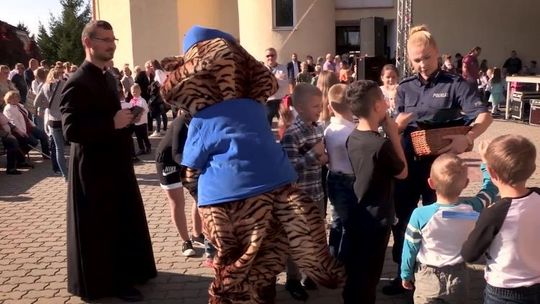 Festyn z okazji XXX-lecia parafii pw. Św. Ducha w Słubicach Festyn z okazji XXX-lecia parafii pw. Św. Ducha w Słubicach