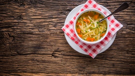 Gdzie zjeść najpyszniejszy rosół w centrum Warszawy?