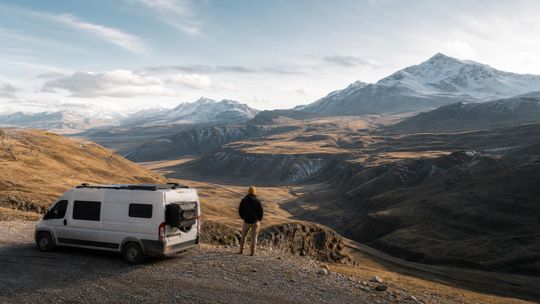 Gruzja 4x4, kampervan i podróże poza schematem
