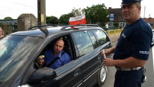 „Jabłko czy cytryna?” akcja policji na festynie w Pamięcinie