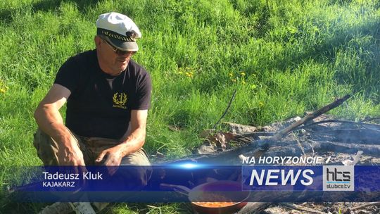 Kajakarz Tadeusz Kluk przepływa nasze województwo