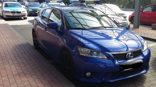 Kolejne kradzione auto na fałszywych numerach 