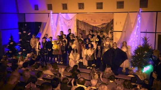 Koncert Bożonarodzeniowy uczniów i nauczycieli Społecznej Szkoły Muzycznej w Słubicach