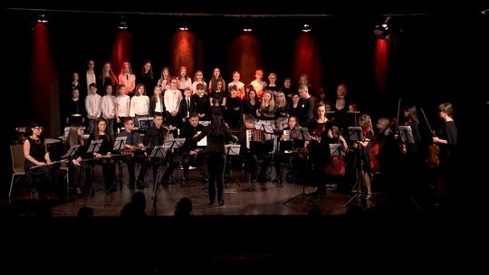 Koncert finałowy obchodów 25-lecia Państwowej Szkoły Muzycznej w Słubicach Koncert finałowy obchodów 25-lecia Państwowej Szkoły Muzycznej w Słubicach