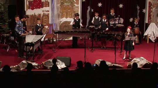Koncert i Jarmark Bożonarodzeniowy Niepublicznej Ogólnokształcącej Szkoły Muzycznej.