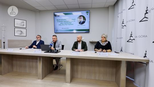 Konferencja dotycząca wyników konsultacji na temat skweru przy ul. Pod Topolami.