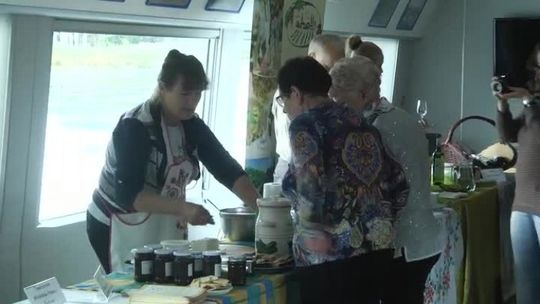 KTÓRE PRODUKTY REGIONALNE SĄ NA TOPIE? Wiedzą o tym pasażerowie statku Zefir.