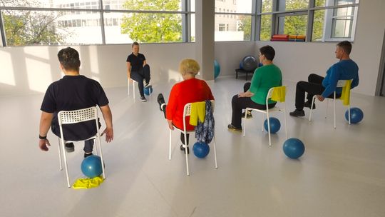 KURS FIT SENIOR W CENTRUM MEDYCZNYM BRANDMED