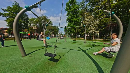 Majowy park przy al. Niepodległości