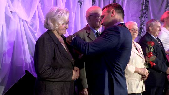 Małżeństwa z 50-letni stażem mają swoją receptę na długowieczną miłość Małżeństwa z 50-letni stażem mają swoją receptę na długowieczną miłość