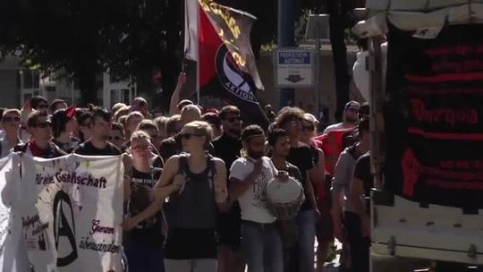 MANIFESTACJE NA ULICACH FRANKFURTU