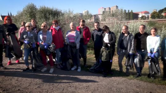 Mieszkańcy sprzątali słubickie wały Mieszkańcy sprzątali słubickie wały