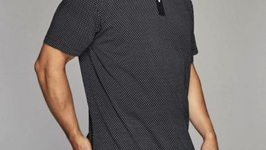 Minimalistyczna garderoba dużego mężczyzny. Jak ją zbudować? Minimalistyczna garderoba dużego mężczyzny. Jak ją zbudować?