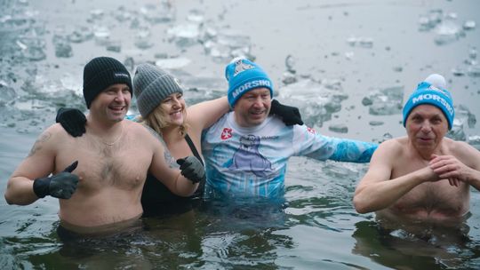 Morsowanie dla WOŚP nad jeziorem Trześniowskim