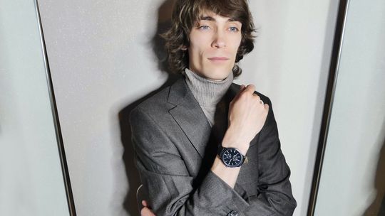 Najmodniejsze swetry męskie na zimę 2022/2023