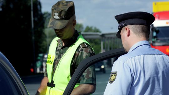  NIELEGALNY IMIGRANT Z NIGERII ZATRZYMANY PRZY GRANICY Z NIEMCAMI