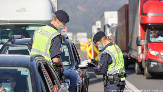 Niemcy łagodzą kontrole graniczne i znoszą wymóg kwarantanny oraz zapowiadają rozmowy z Polską i Czechami na temat możliwości złagodzenia obowiązku kwarantanny