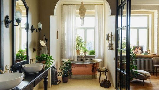 Nowoczesna łazienka - jakie odpływy liniowe i akcesoria toaletowe warto wybrać?