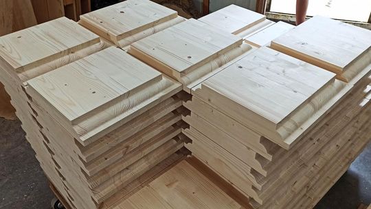 Nowoczesne frezowanie CNC drewna a ekologia – jak ograniczyć odpady produkcyjne?