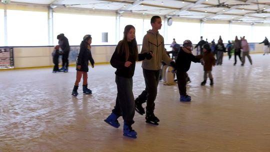 Ogromne zainteresowanie Akcją Zima na lodowisku w Słubicach