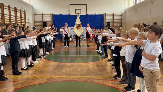 Pierwszoklasiści słubickiej SP3 złożyli uroczyste ślubowanie