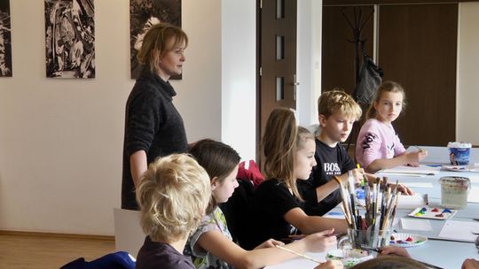 Podczas ferii „Niech plastyka stanie się przygodą” w Galerii OKNO