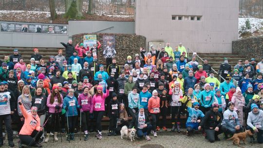 Ponad 200 biegaczy pobiegło dla WOŚP w Łagowie Ponad 200 biegaczy pobiegło dla WOŚP w Łagowie
