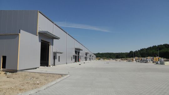 POSTĘPY W PRACACH NAD NOWYM CENTRUM DYSTRYBUCYJNYM FIRMY MBB LOGISTICS