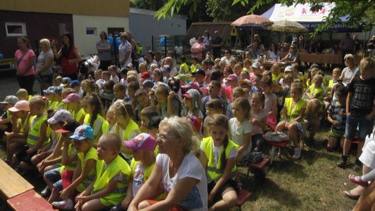 Powiatowy Festiwal Piosenki w Jarzębince 