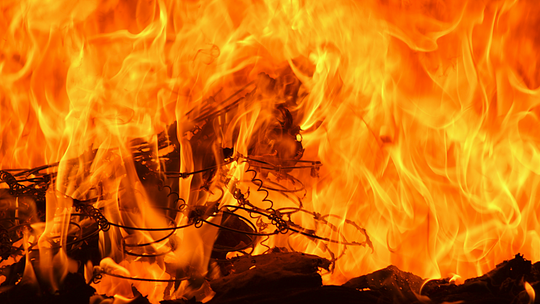 POŻAR W STARKOWIE, UJAWNIONO ZWŁOKI MĘŻCZYZNY