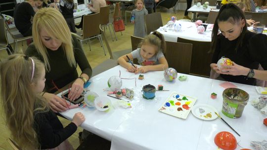 Pracownie Mikołajkowe 2019 w Galerii OKNO