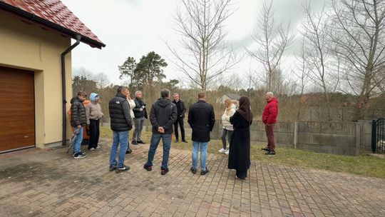 Protest przeciw planom budowy stacji benzynowej