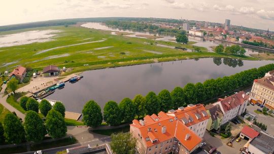 Przebudowa wału na terenie Słubic oraz budowa nowego wału okrężnego . 