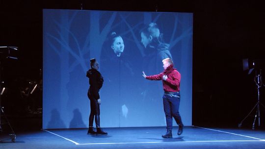 Przedstawienie ''Wielkie uczucia'', a w nim ponad 300 uczniów z Polski i Niemiec Przedstawienie ''Wielkie uczucia'', a w nim ponad 300 uczniów z Polski i Niemiec