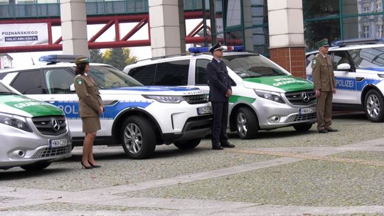 Przekazanie sześciu pojazdów patrolowych