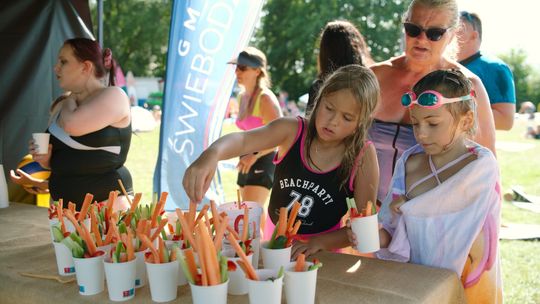 Rodzinny piknik „W rytmie natury” na plaży w Wilkowie