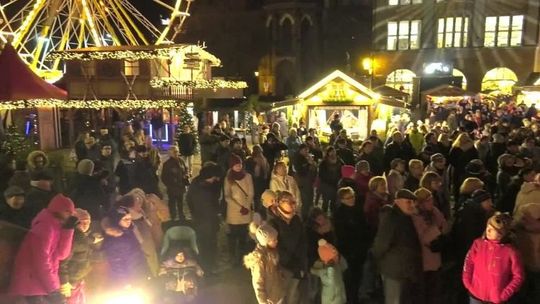 RUSZYŁ POLSKO-NIEMIECKI JARMARK BOŻONARODZENIOWY 