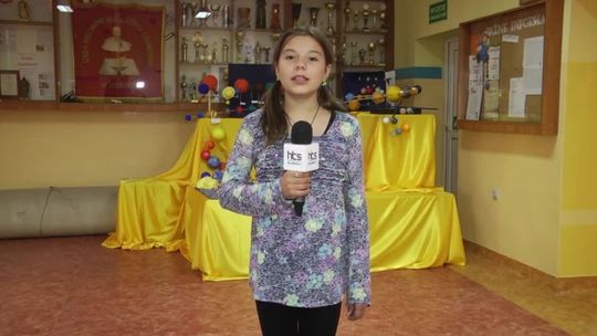 SŁUBICCY UCZNIOWIE SKŁADAJĄ ŻYCZENIA NA DZIEŃ NAUCZYCIELA 